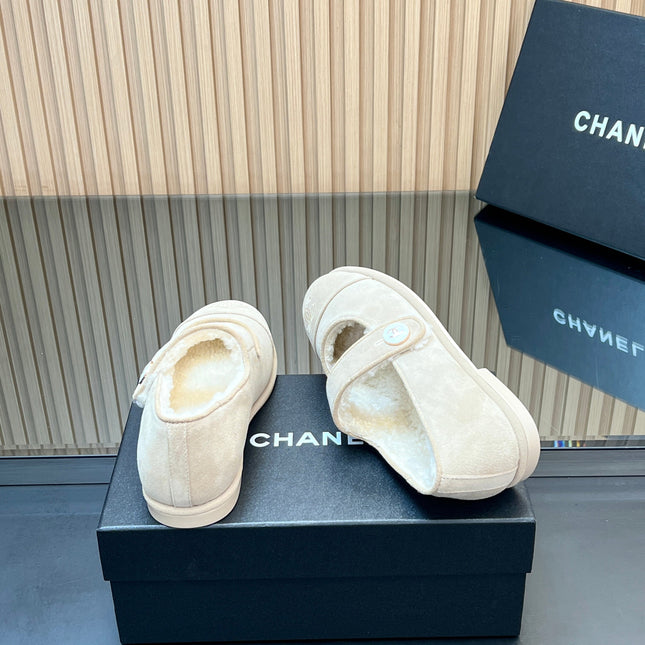 CHANEL 25S FURRY MARY JANE SHOES IN IVORY SUEDE