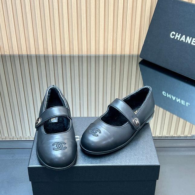 CHANEL 25S FURRY MARY JANE SHOES IN BLACK CALFSKIN