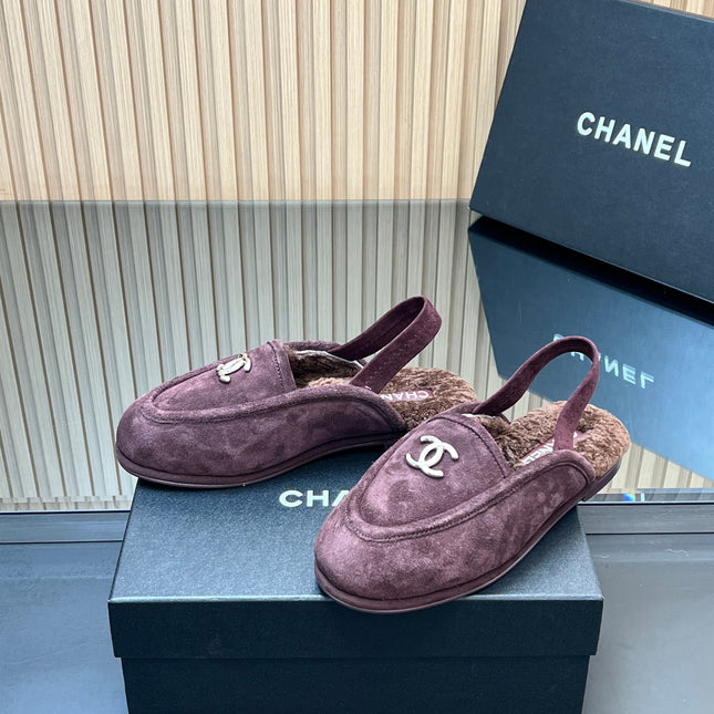 CHANEL 25S BACK STRAP MULE 15MM IN DARK PURPLE SUEDE AND WOOL GOLD HARDWRE