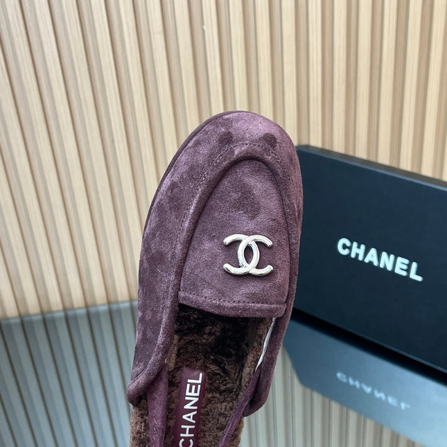 CHANEL 25S BACK STRAP MULE 15MM IN DARK PURPLE SUEDE AND WOOL GOLD HARDWRE