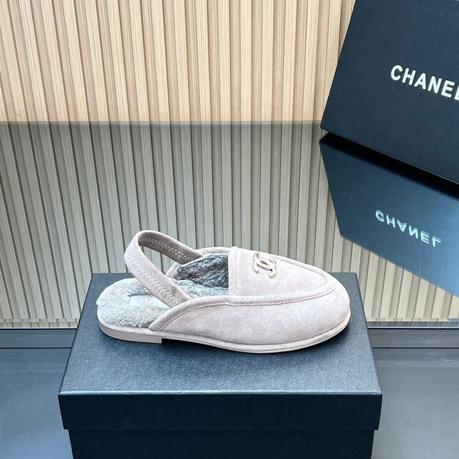 CHANEL 25S BACK STRAP MULE 15MM IN LIGHT PURPLE SUEDE AND WOOL SILVER HARDWRE
