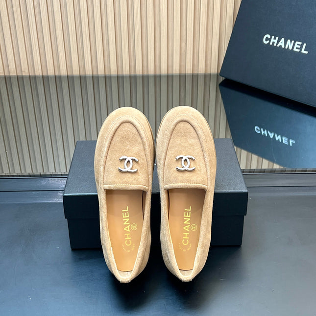 CHANEL 25S TEDDY LOAFER 15MM IN LIGHT BROWN SUEDE SILVER HARDWRE