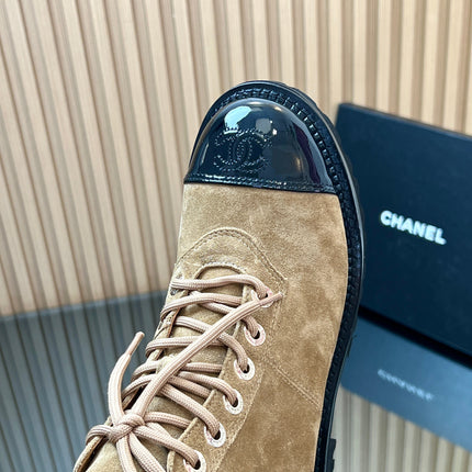 CHANEL 25S MARTIN LACE-UP BOOTS WITH CHAIN DETAIL IN LIGHT BROWN SUEDE