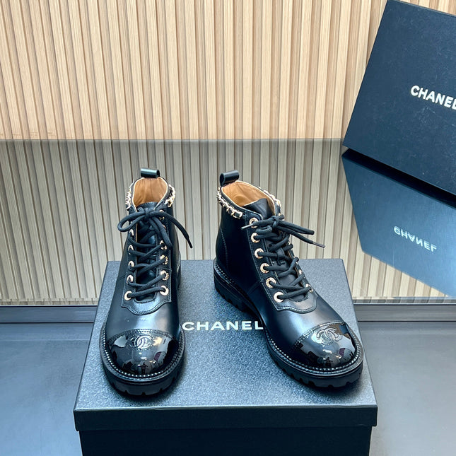 CHANEL 25S MARTIN LACE-UP BOOTS WITH CHAIN DETAIL IN BLACK CALFSKIN