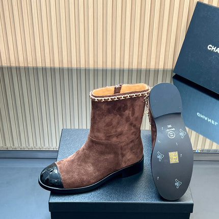 CHANEL 25S SHORT BOOTS WITH CHAIN IN DARK BROWN SUEDE