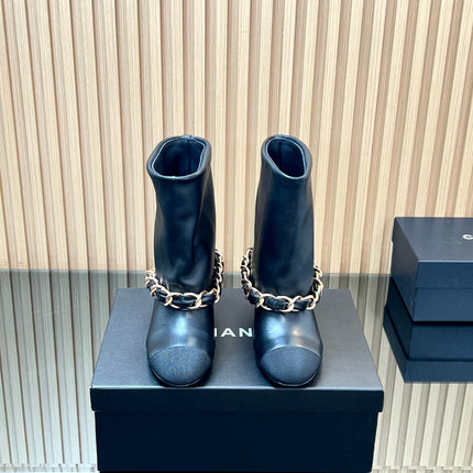 CHANEL 25S LOW BOOTS 65MM IN BLACK CALFSKIN GOLD HARDWRE