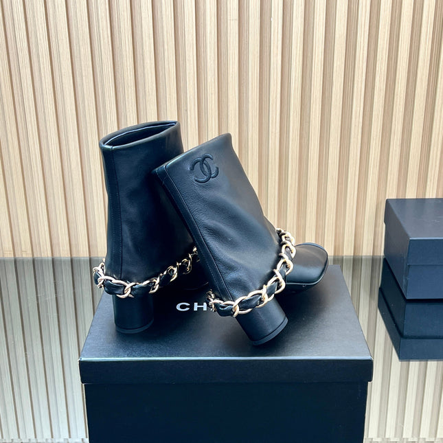 CHANEL 25S LOW BOOTS 65MM IN BLACK CALFSKIN GOLD HARDWRE
