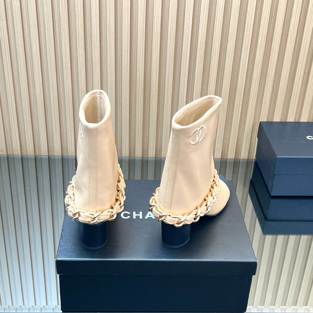 CHANEL 25S LOW BOOTS 65MM IN BEIGE CALFSKIN GOLD HARDWRE