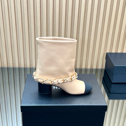 CHANEL 25S LOW BOOTS 65MM IN BEIGE CALFSKIN GOLD HARDWRE