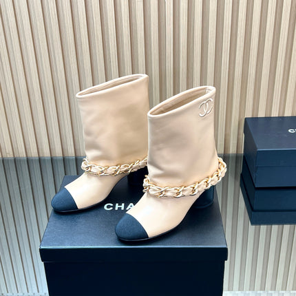 CHANEL 25S LOW BOOTS 65MM IN BEIGE CALFSKIN GOLD HARDWRE