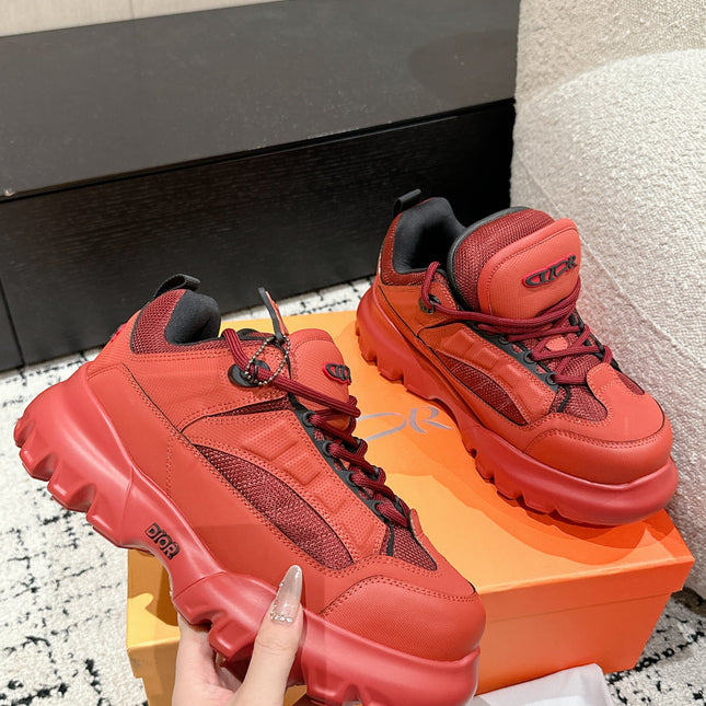 SNEAKER IN RUBY RED CALFSKIN AND BREATHABLE MESH 175307