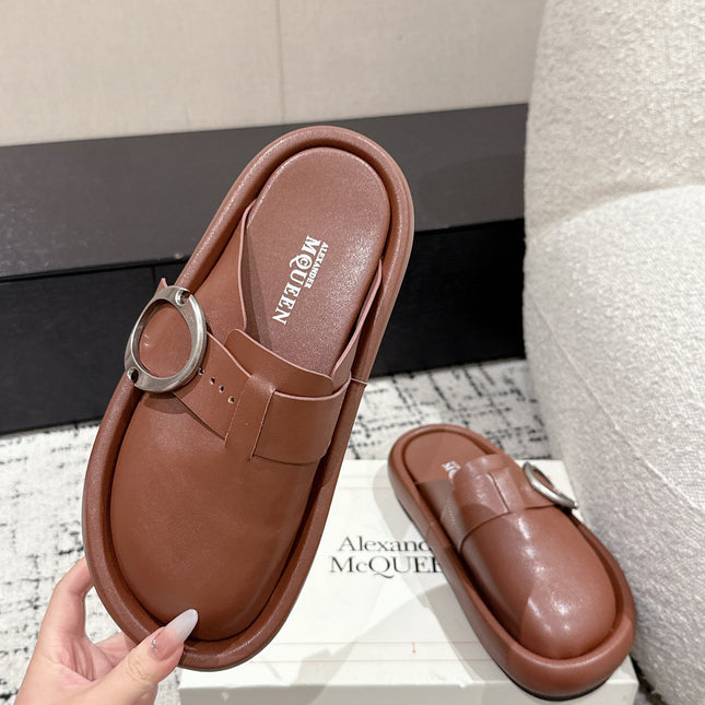 ARC CLOG MULES IN BROWN LAMBSKIN