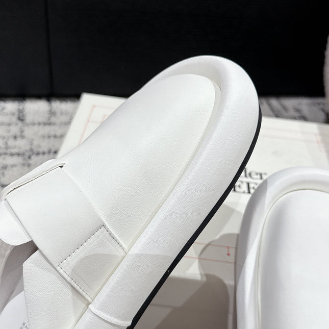 ARC CLOG MULES IN WHITE LAMBSKIN