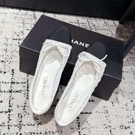 BALLET FLAT 25S IN WHITE MIX BLACK TWEED