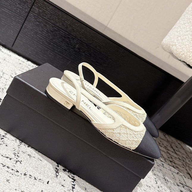 SLINGBACK 25S IN OFF WHITE AND BLACK FABRIC