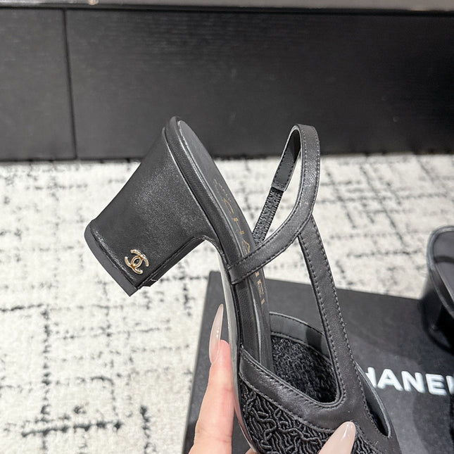 HIGH SLINGBACK 25S IN BLACK FABRIC AND CALFSKIN