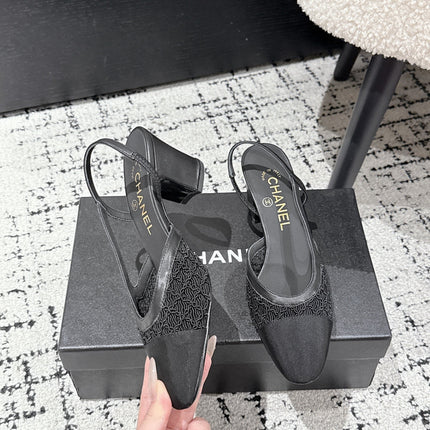 HIGH SLINGBACK 25S IN BLACK FABRIC AND CALFSKIN