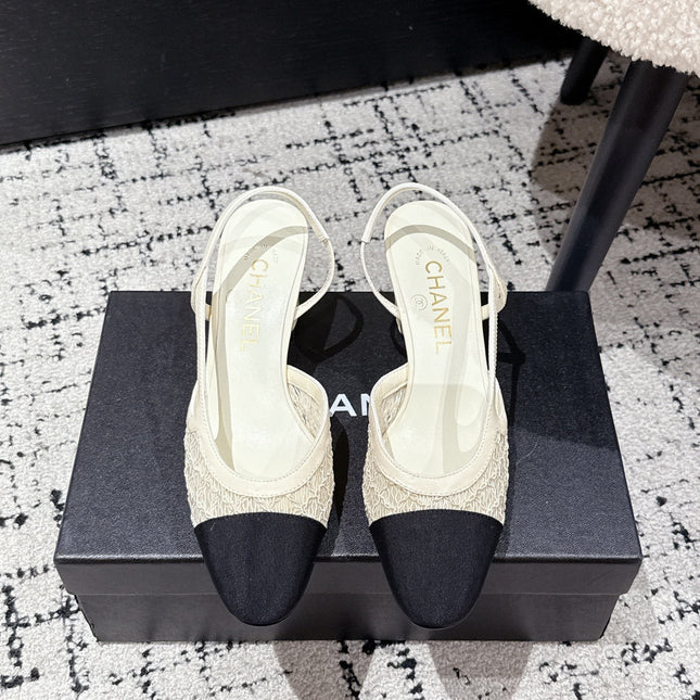 HIGH SLINGBACK 25S IN OFF WHITE FABRIC AND BLACK CALFSKIN CANVAS