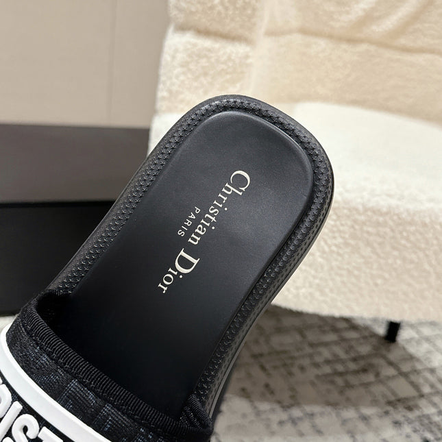 DIOR SLIDES 25S IN BLACK LAMBSKIN AND FABIRC WITH BRAND LOGO STYLE 1