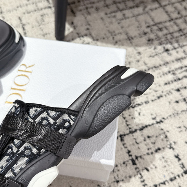 DIOR ADJUSTABLE STRAP SANDALS 25S 50 MM IN BLACK FABRIC MIX CALFSKIN STYLE 4