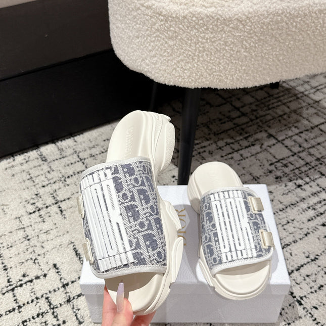 DIOR ADJUSTABLE STRAP SANDALS 25S 50 MM IN CREAM GREY FABRIC MIX WHITE CALFSKIN STYLE 3