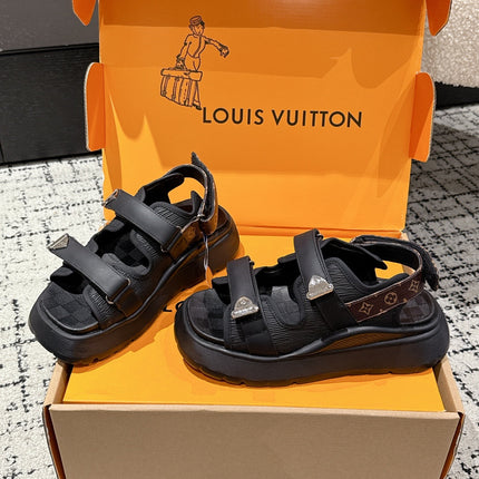 LV WEDGE SANDALS 25S 55 MM IN BLACK CALFSKIN