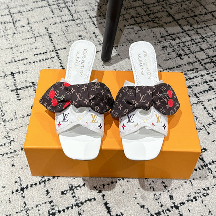 LV CHERRY HIGH HEELS 25S IN WHITE CALFSKIN WITH BOW STYLE 11