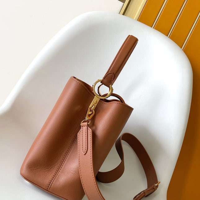 CAPUCINES 33 IN COGNAC CALFSKIN GOLD HARDWARE
