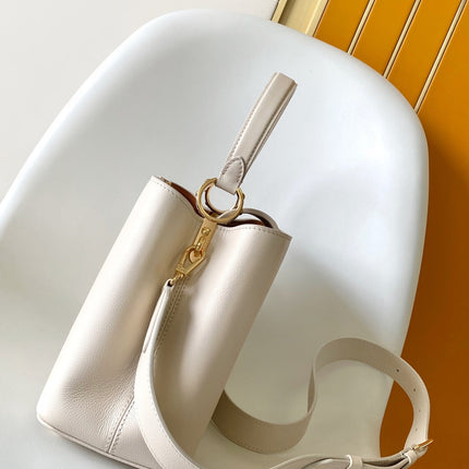 CAPUCINES 33 IN OFF WHITE CALFSKIN GOLD HARDWARE