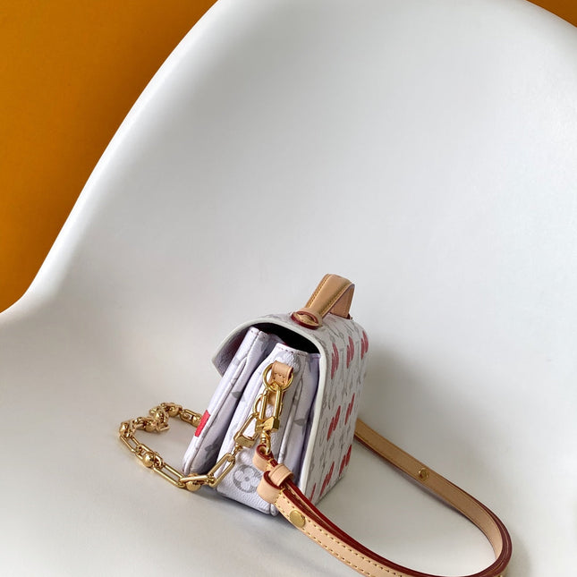 POCHETTE MÉTIS EAST WEST 21.5 IN WHITE WITH CHERRY PRINT MONOGRAM