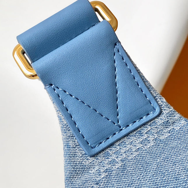 LV 25S RUSH BUMBAG 30 IN BLUE CANVAS DAMIER DENIM