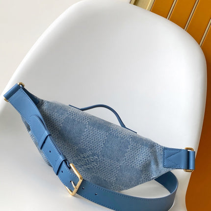 LV 25S RUSH BUMBAG 30 IN BLUE CANVAS DAMIER DENIM
