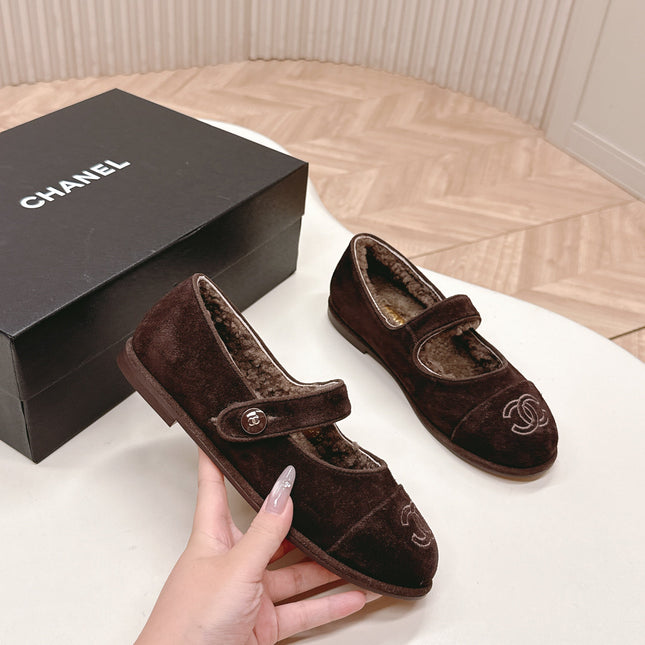 CHANEL FLAT MARY JANE SHOES 25S IN DARK BROWN VELVET