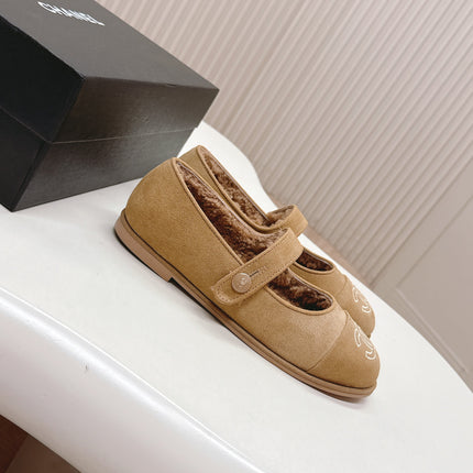 CHANEL FLAT MARY JANE SHOES 25S IN WARM BEIGE VELVET