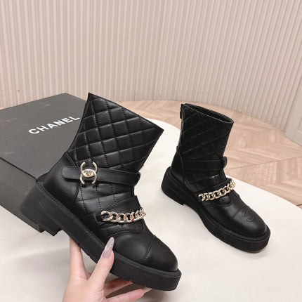 CHANEL ANKLE BOOTS 25S IN BLACK LAMBSKIN EMBOSSED LOGO WITH GOLD HARDWARE