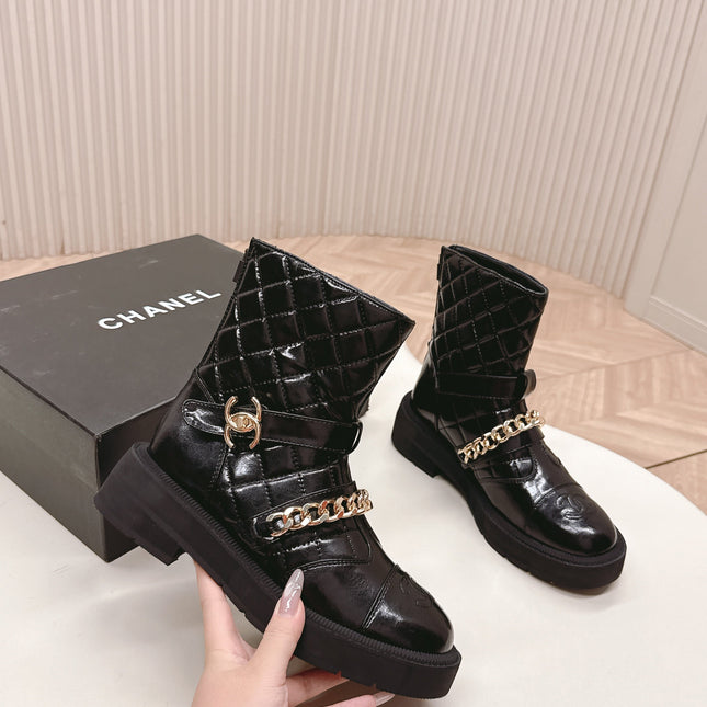 CHANEL ANKLE BOOTS 25S IN BLACK SHINY LAMBSKIN WITH GOLD HARDWARE