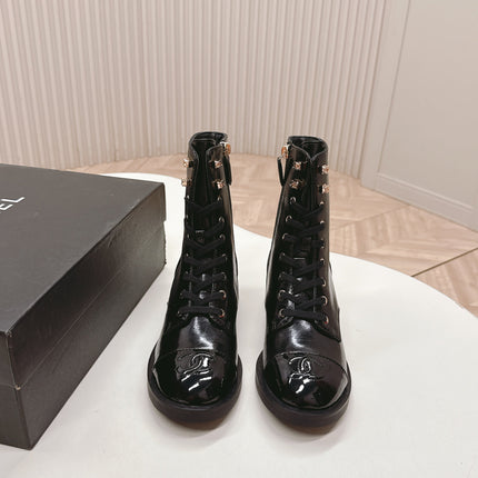 CHANEL ANKLE BOOTS 25S IN BLACK SHINY LAMBSKIN WITH ZIPPER