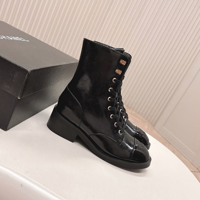 CHANEL ANKLE BOOTS 25S IN BLACK SHINY LAMBSKIN WITH ZIPPER
