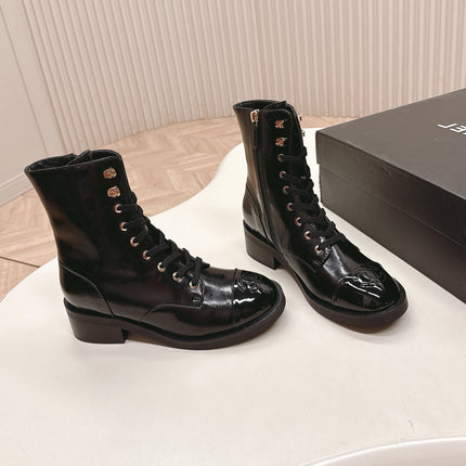 CHANEL ANKLE BOOTS 25S IN BLACK SHINY LAMBSKIN WITH ZIPPER