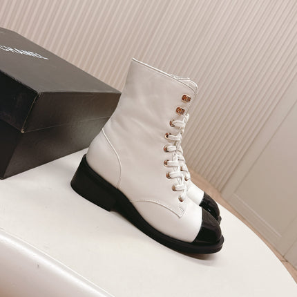 CHANEL ANKLE BOOTS 25S IN WHITE MIX BLACK LAMBSKIN WITH ZIPPER