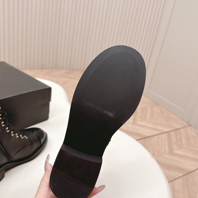 CHANEL ANKLE BOOTS 25S IN BLACK LAMBSKIN WITH ZIPPER