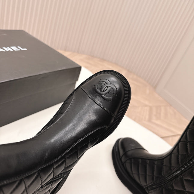 CHANEL ANKLE BOOTS 25S IN BLACK LAMBSKIN WITH ZIPPER