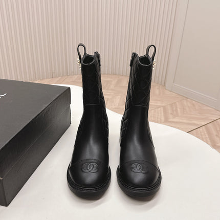 CHANEL ANKLE BOOTS 25S IN BLACK LAMBSKIN WITH GOLD HARDWARE
