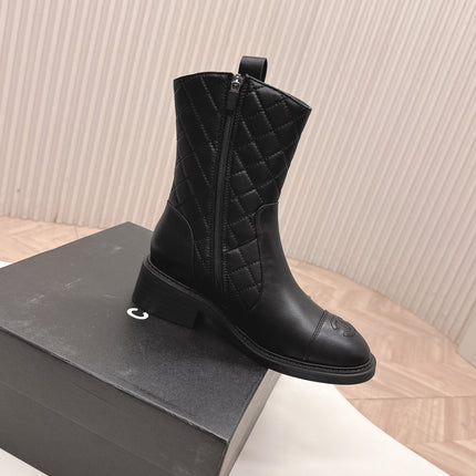 CHANEL ANKLE BOOTS 25S IN BLACK LAMBSKIN WITH GOLD HARDWARE