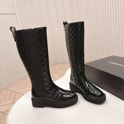 CHANEL KNEE-HIGH BOOTS 25S IN BLACK GLOSSY LAMBSKIN