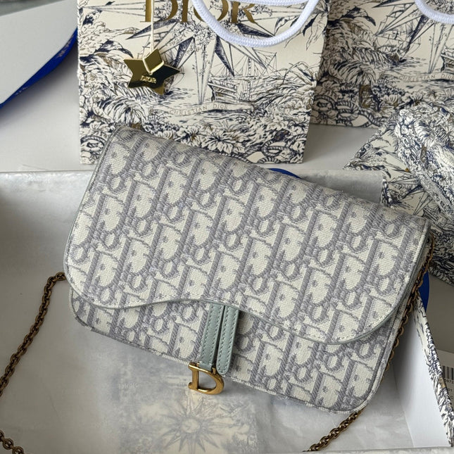DIOR 25S MEDIUM SADDLE POUCH WITH CHAIN 21 IN GRAY DIOR OBLIQUE JACQUARD CANVAS