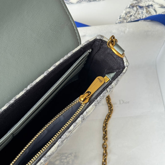 DIOR 25S MEDIUM SADDLE POUCH WITH CHAIN 21 IN GRAY DIOR OBLIQUE JACQUARD CANVAS