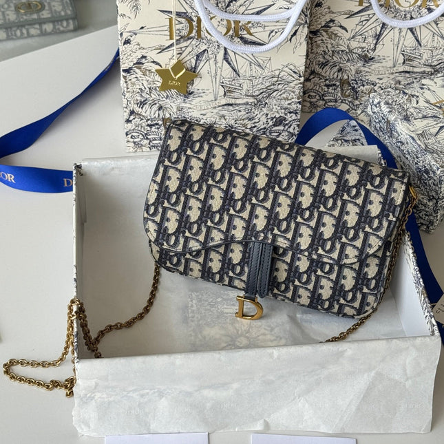 DIOR 25S MEDIUM SADDLE POUCH WITH CHAIN 21 IN BLUE DIOR OBLIQUE JACQUARD CANVAS