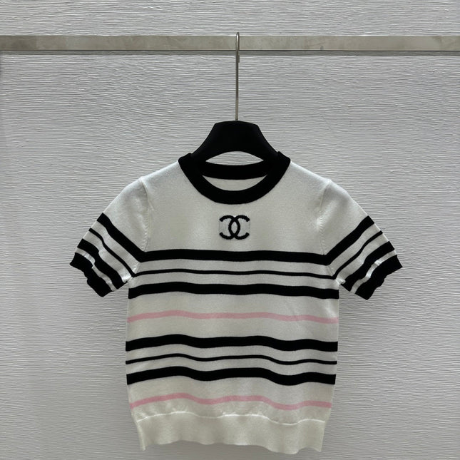 CHANEL SHORT-SLEEVE KNIT TOP STRIPED