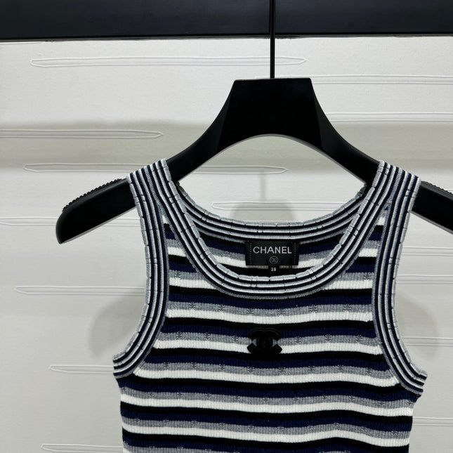 CHANEL SLEEVELESS TOP 269480